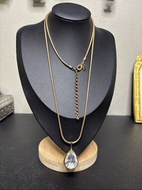 ​Chico’s Gold Tone Large Teardrop Crystal Pendant Long Necklace